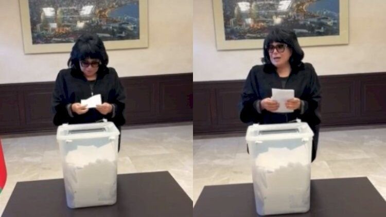 Flora Kərimova seçki məntəqəsində ağladı: "Övladlarım, mən İlham Əliyevə səs verirəm, əcəb edirəm" - VİDEO