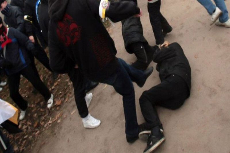 Bakıda məktəbdə şagirdlər arasında dava - Qurumdan RƏSMİ REAKSİYA