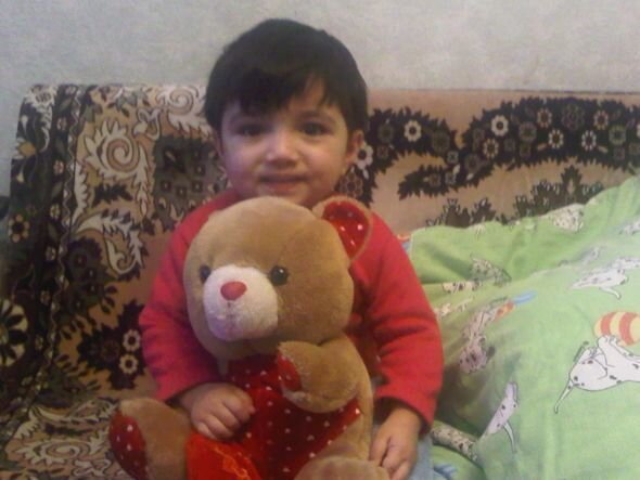 Leykozdan əziyyət çəkən körpənin anası: "Sizə yalvarıram, övladımı ölümə tərk etməyin" - FOTO