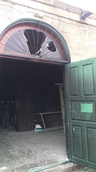 Bakıda yanan məscidin təmiri üçün niyə pul ayrılmır? - FOTO