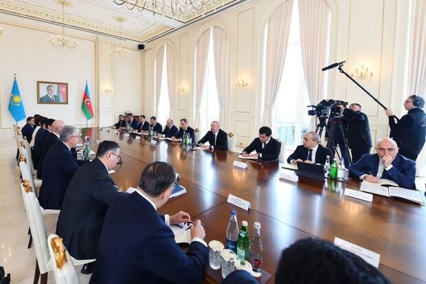 Azərbaycan Prezidenti: "Qazaxıstanın uğurları bizi sevindirir"