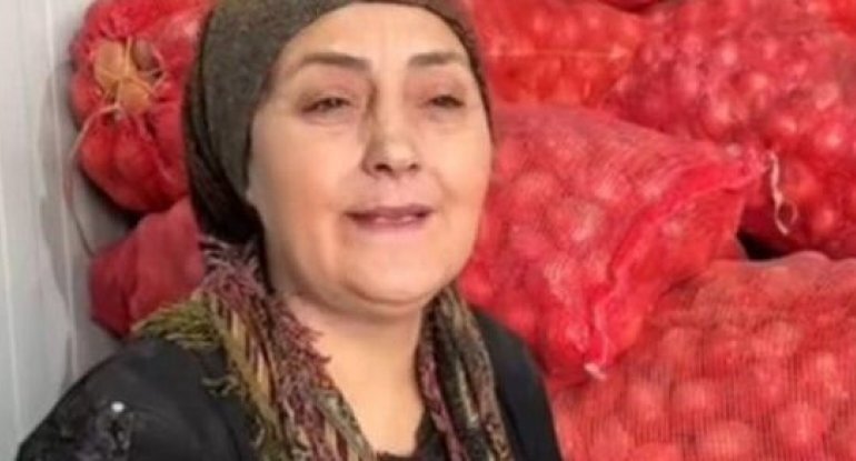 Bazarda işləyən müğənni: "Efirə çıxandan sonra işimi itirdim" - VİDEO