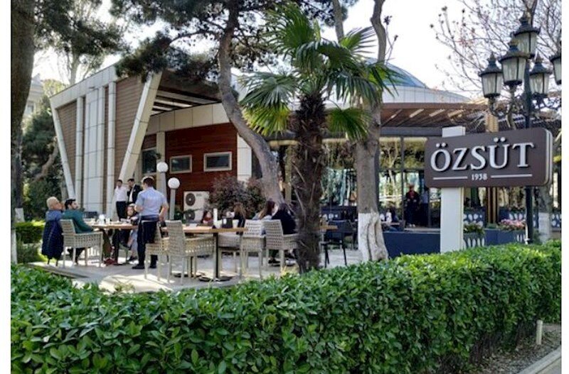 "Özsüt" restoranlar şəbəkəsini məhkəməyə verdilər