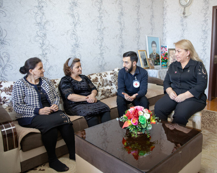 Ana itkin düşmüş oğluna qovuşdu, 20 gün sonra ürəyi dayandı - 31 illik həsrətin sonu