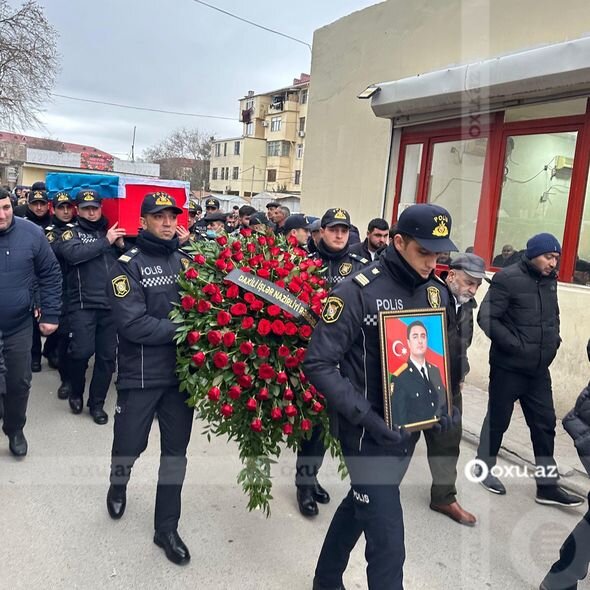 İşğaldan azad edilən ərazidə həlak olan polislər dəfn edildilər - FOTO/VİDEO