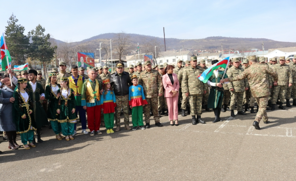 Hərbi prokuror Xanlar Vəliyev Şuşa və Xankəndidə hərbçilərlə görüşüb