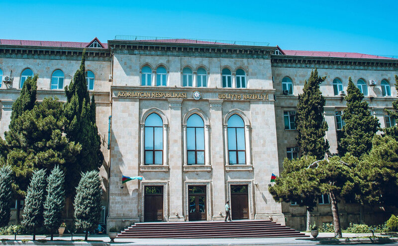 Azərbaycanda vəzifəli şəxs işindən azad olundu