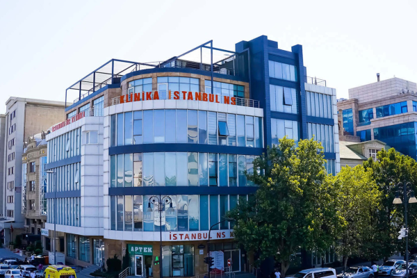 İstanbul" NS Klinikasında həkim səhlənkarlığı - Jurnalistin anası öldü