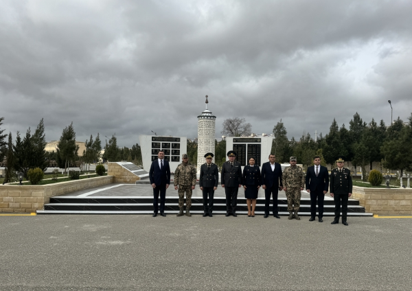 Hərbi Prokurorluq işçiləri DİN-in yüksək rütbəli vəzifəli şəxsləri ilə birgə hərbi hissələrdə olublar