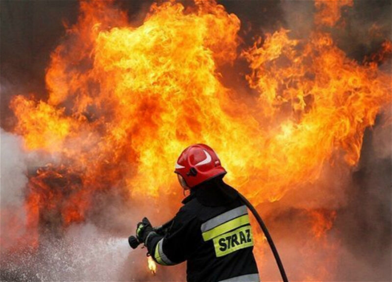 Qazaxda təmir sexi yanıb