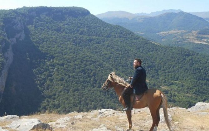 Şuşaya gəlib separatçılara dəstək verən Rusiya milyarderinin ailəsi dağıldı...