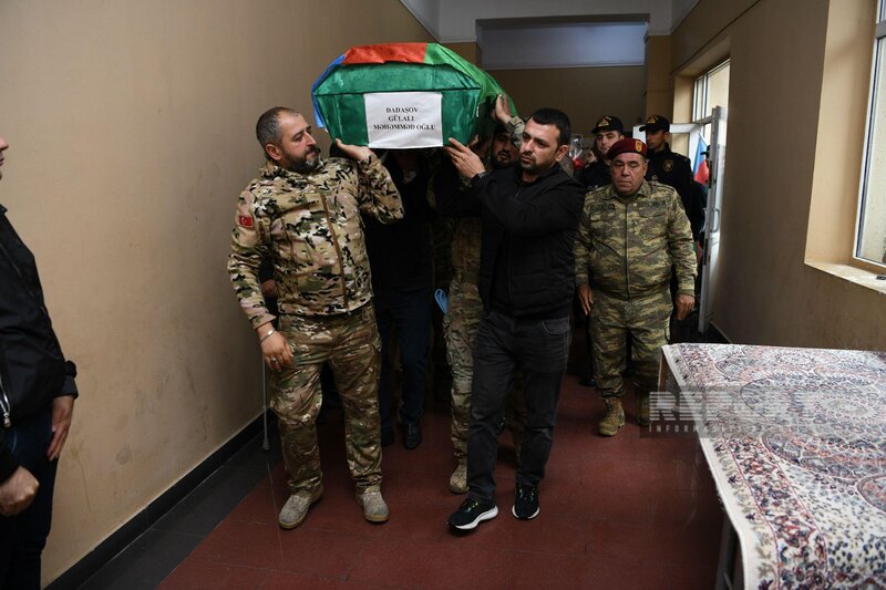 İtkin düşən Gülalı Dadaşov 30 il sonra dəfn edildi - Fotolar