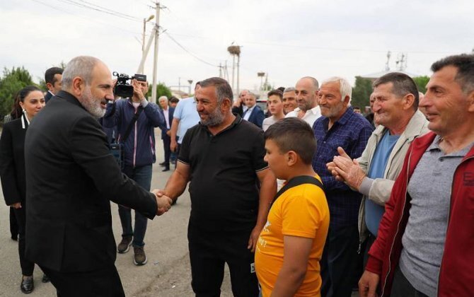 "Biz sizi bəyənirik və dəstəkləyirik, əziz Paşinyan. Möhkəm olun!.."-FOTOLAR