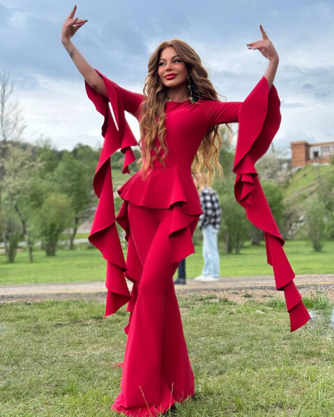 Aygün Kazımova Şuşada "Turan marşı" oxudu - FOTO/VİDEO