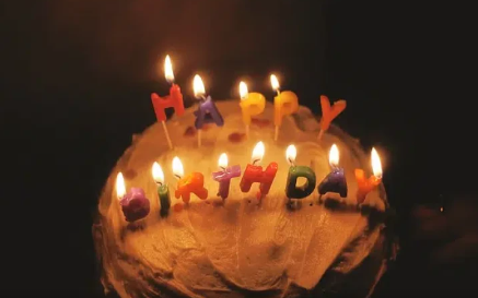 Ana səhvən qızının ad gününə 487 QONAQ DƏVƏT ETDİ - VİDEO