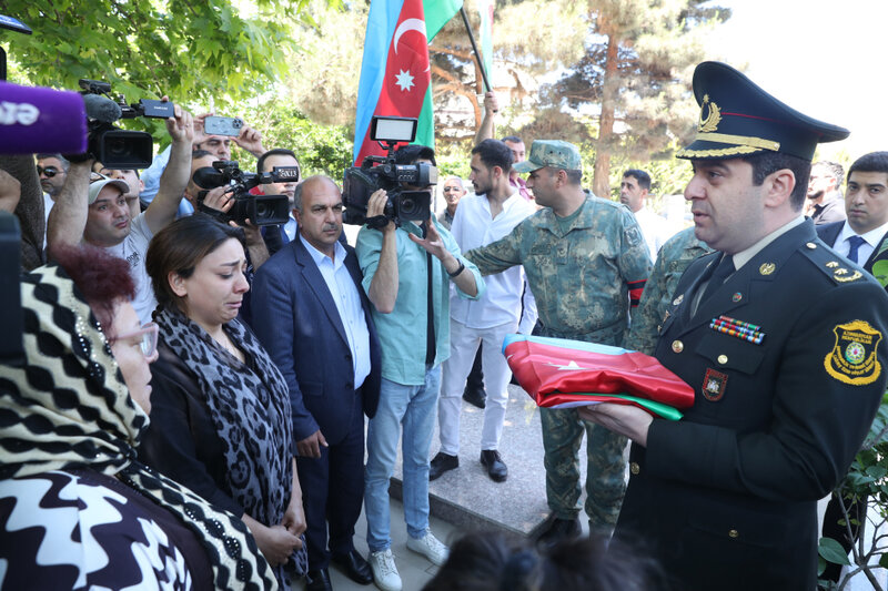 Daha bir şəhidimiz 30 ildən sonra dəfn olundu - Fotolar