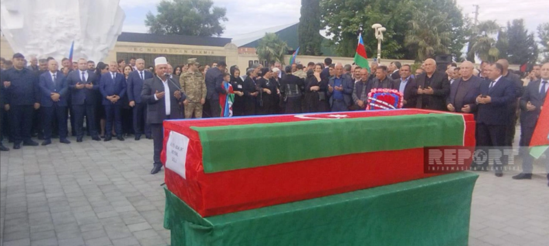 Tərtərdə Birinci Qarabağ müharibəsinin şəhidi Ədalət Əliyev dəfn edilib