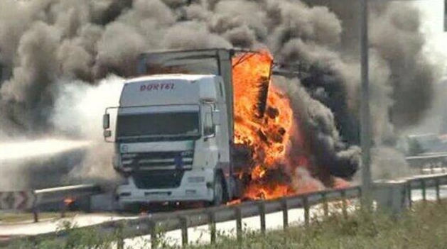 Azərbaycanda inanılmaz hadisə: Yolda yanan TIR-ı oğurlayıb satdılar