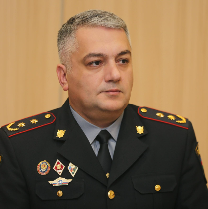 Kiberdələduzlar Elşad Hacıyevi aldatmaq istədi