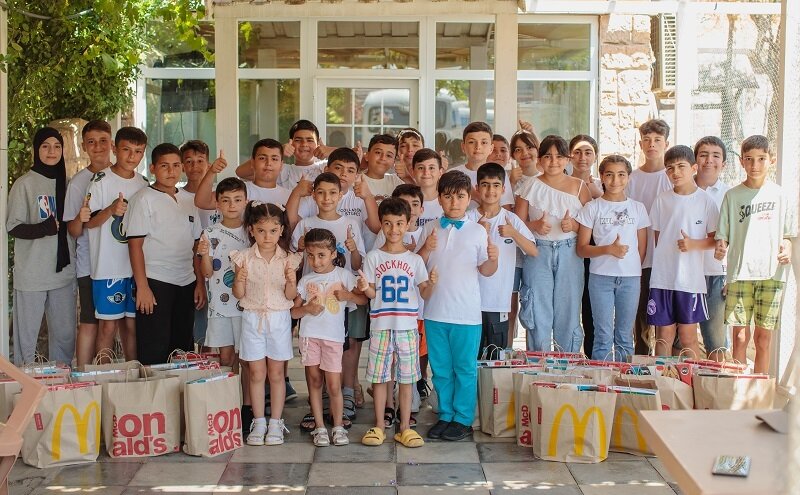 "McDonald's Azərbaycan" 44 günlük Vətən müharibəsi qazilərinin övladları üçün yay düşərgəsində istirahət təşkil edib - FOTO