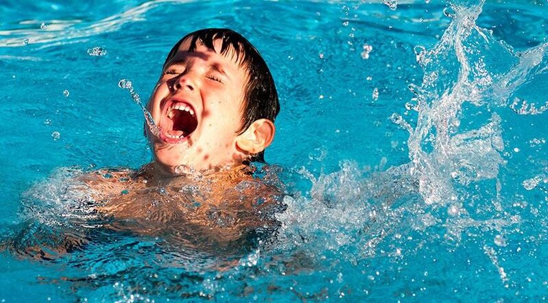 Əyləncə yoxsa ÖLÜM: Dənizə getmək uzaqlara üzmək demək deyil!