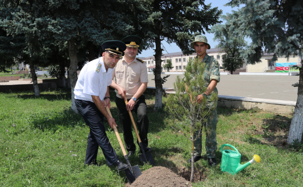 Xankəndidə Hərbi Prokurorluğun əməkdaşları Ulu Öndərin xatirəsini anıblar