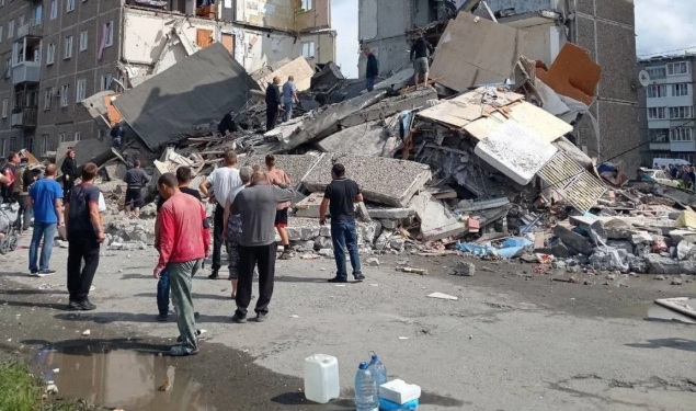 Rusiyada yaşayış binasında partlayış baş verib