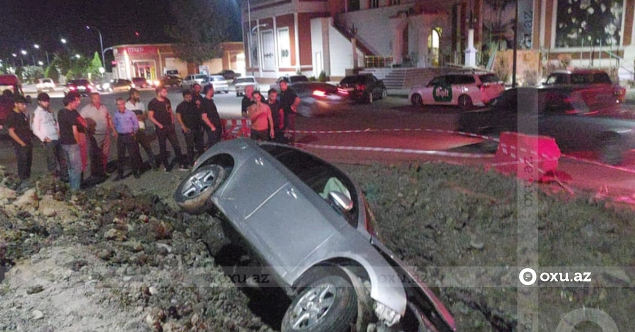 Gəncədə idarəetməni itirən sürücü avtomobili xəndəyə aşırdı