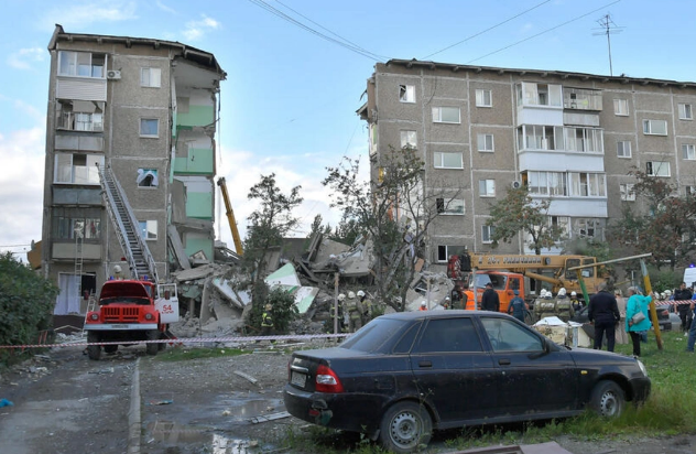 Rusiyada binanın uçması nəticəsində ölənlərin sayı artıb