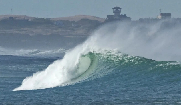 Yaponiyada güclü zəlzələ oldu: Sunami dalğalarının hündürlüyü bir metrə çatdı