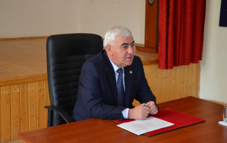 İcra başçısı Vasif İmanovun növbəti HÖRMƏTSİZLİYİ: Şəhidin obyektini sökür, övladını isə TƏHQİR EDİR - ŞİKAYƏT