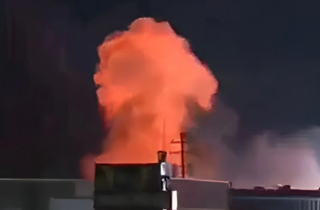 Sumqayıtda elektrik naqillərində partlayış baş verib