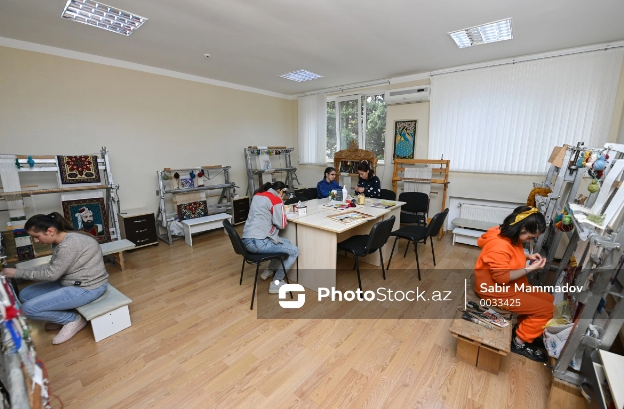 Ali təhsilli şəxslərin peşə məktəblərinə marağı artıb