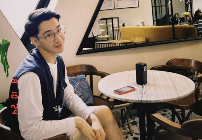 Məşhur kişi xoreoqraf dikdaban ayaqqabıda rəqs etdiyi üçün az qala cəzalandırılacaqdı