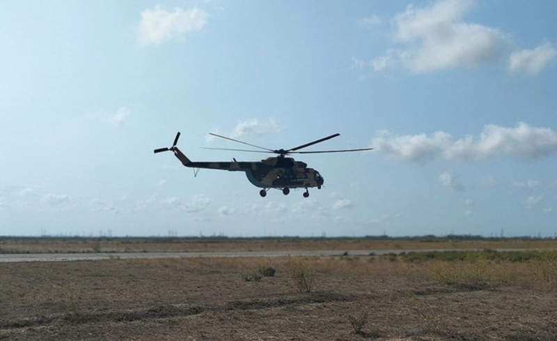 Hərbi helikopterlər havada: Azərbaycan Müdafiə Nazirliyi görüntülər yaydı