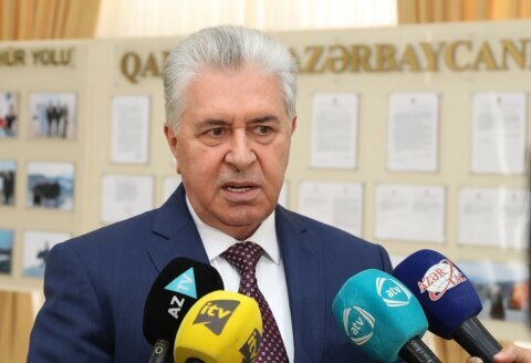 Fəzail İbrahimlinin görüşünə büdcə təşkilatlarının işçiləri gətirilib - Fotolar