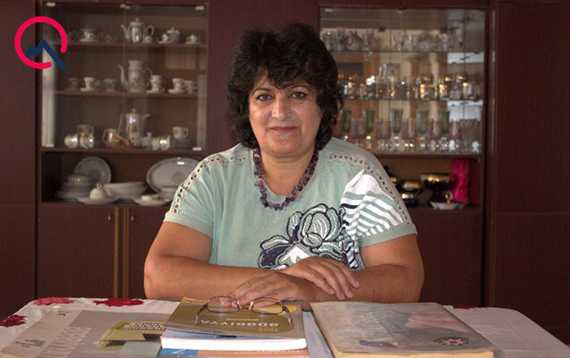 51 yaşında yenidən tələbə oldu - Foto