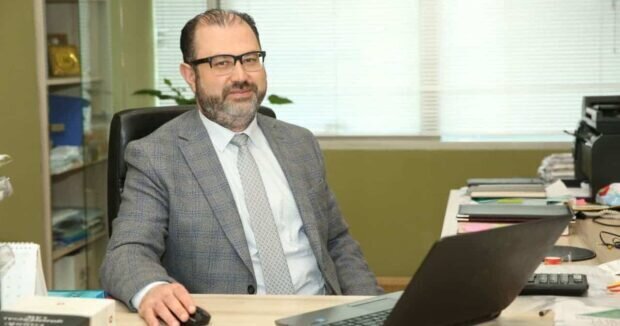 İsgəndər Xəlilov öz adamını deputat etmək istəyir: Fərhad Səttarov kimin adından istifadə edir?