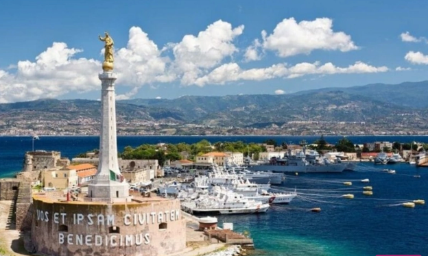 İnsanları tələsməyən şəhər: "İtaliya çəkməsinin burnu"