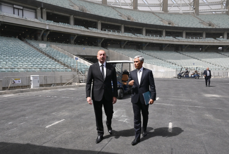 İlham Əliyev Bakı Olimpiya Stadionu ərazisində COP29-a hazırlıqla bağlı görülən işlərlə tanış olub