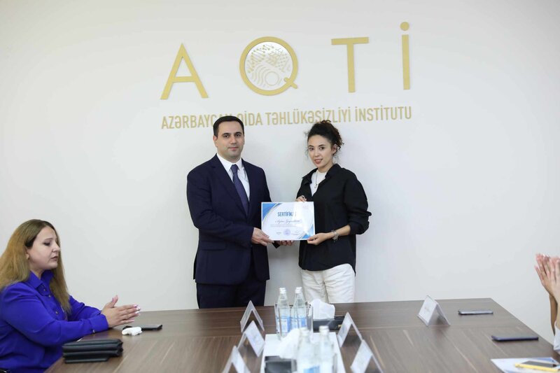 Jurnalistlər AQTİ-nin fəaliyyəti barədə məlumatlandırılıb