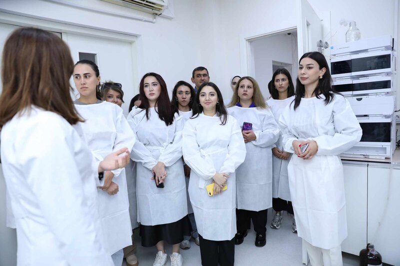 Jurnalistlər AQTİ-nin fəaliyyəti barədə məlumatlandırılıb