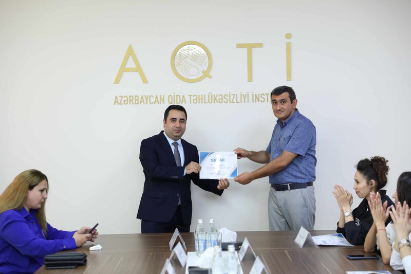 Jurnalistlər AQTİ-nin fəaliyyəti barədə məlumatlandırılıb