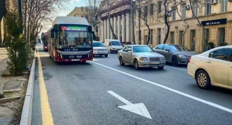 Bakının bu küçəsində yeni avtobus zolağı ÇƏKİLƏCƏK