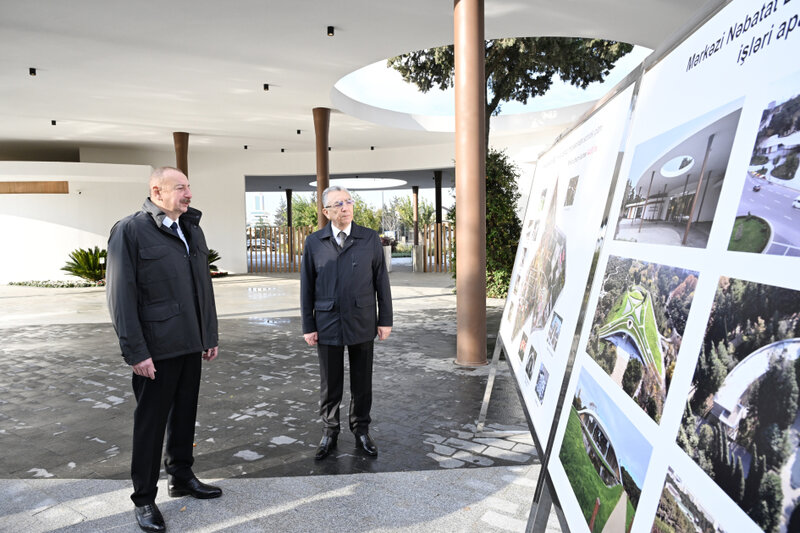 Prezident ailəsi ilə Mərkəzi Nəbatat Bağının açılışında - Fotolar