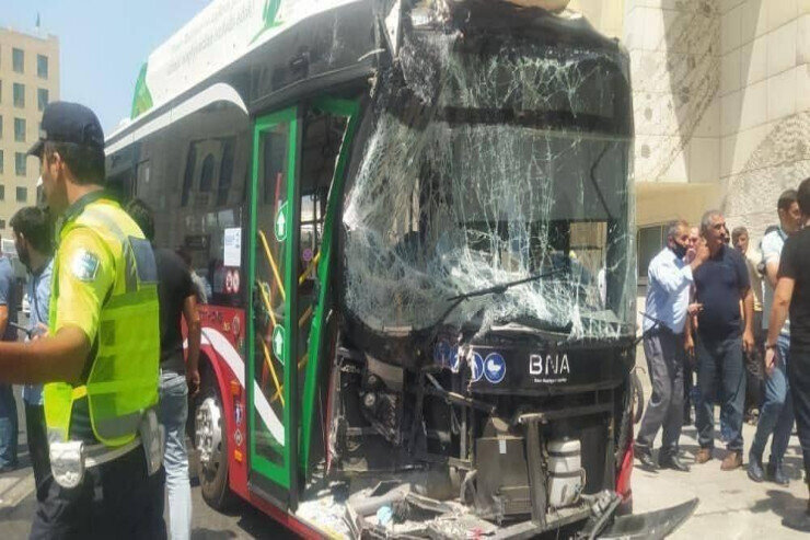 "BakuBus" yük avtomobili ilə toqquşdu, sərnişin öldü