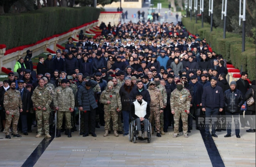 20 Yanvar şəhidinin xanımı: Meyitin üzünü açmağa ürəyim gəlmədi, onu corabından tanıdım