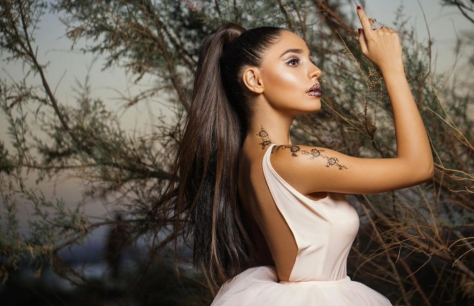 Gənc müğənni Aylanın ağır qəzada beli sınıb - Vəziyyəti AĞIRDIR