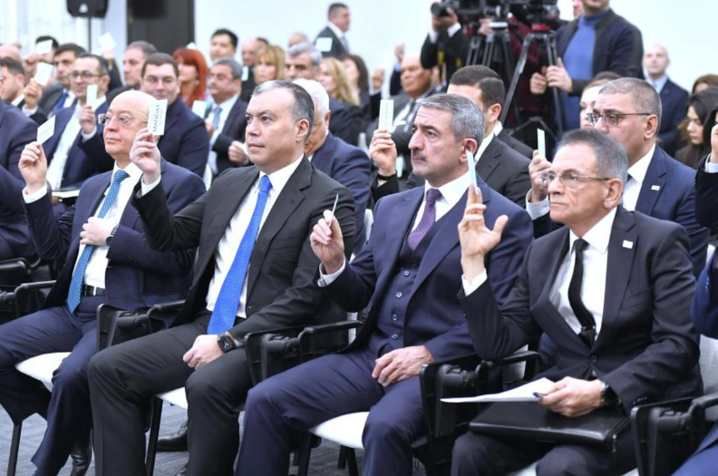 İlham Əliyev yenidən Azərbaycan Milli Olimpiya Komitəsinin prezidenti seçildi