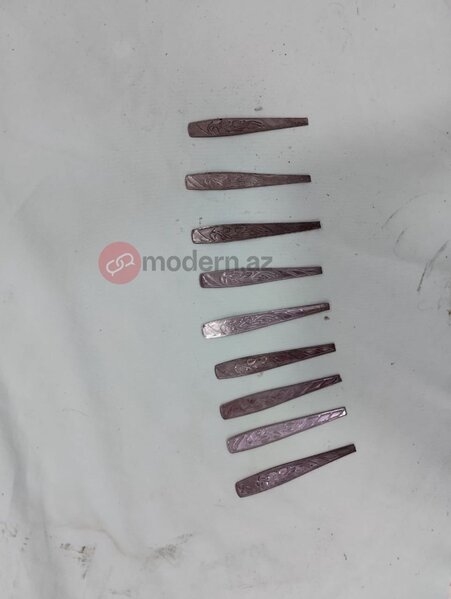 Bakıda bir nəfər 9 ədəd qaşıq uddu (FOTO)